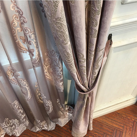 High-end Velvet Gilded Curtains